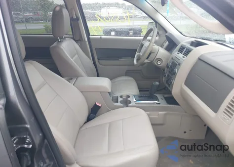 2009 Ford Escape Xlt from USA, damaged, VIN 1FMCU93G69KB62260